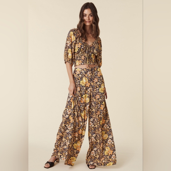 Spell Pants - Spell Hibiscus Lane Wide Leg Trouser size Small
